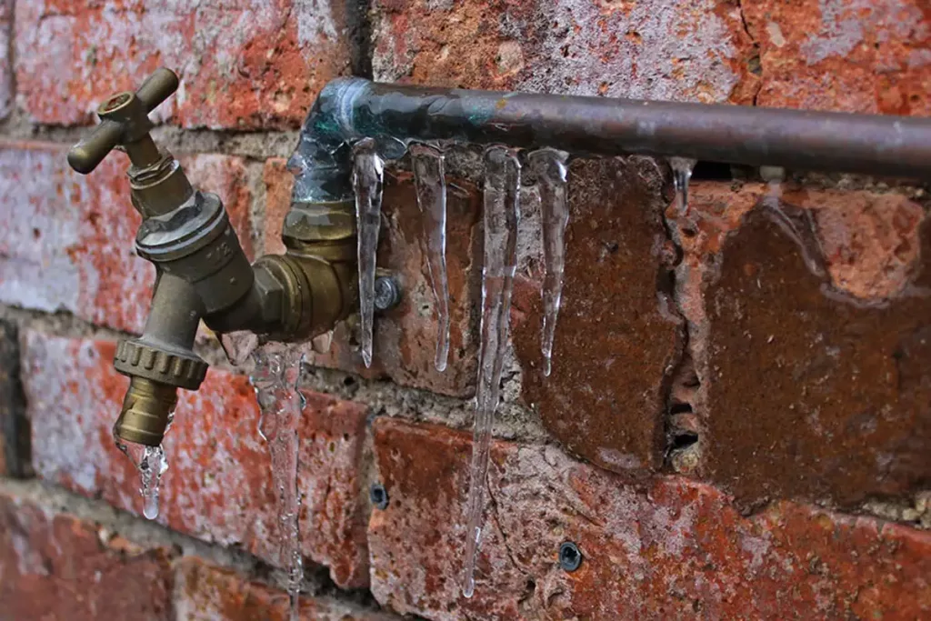 How To Keep Pipes From Freezing Without Heat Or Insulation?